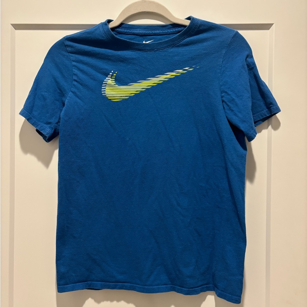 Nike Kids Blue Tee with Yellow Swoosh Size Youth Large